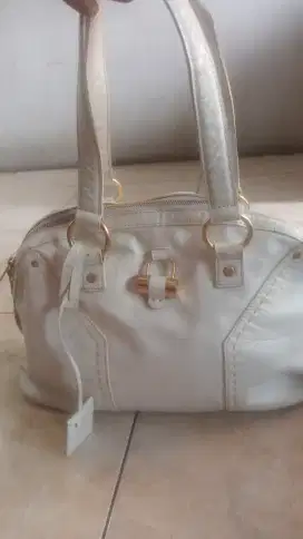 Tas pesta cantik bersih.kulas hephaes of terra