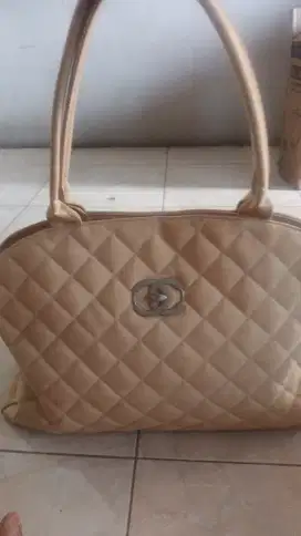 Tas hobo cantik ala gucci tapi cantik bangeet