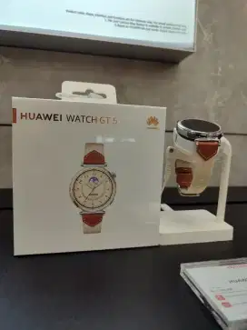 Huawei watch GT5 Size 42mm