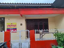 [Disewakan] Rumah Baru renov Daerah Dinoyo