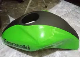Cover Tangki Ninja 250 Mono