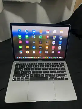 Macbook Air M1 2020 ex garansi Ibox