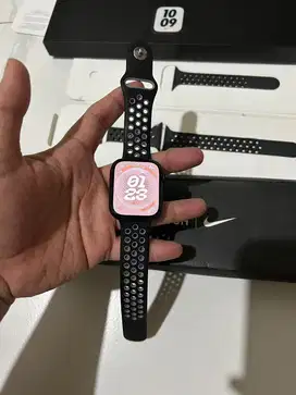 iWatch Series 7 45mm Nike Sports Digimap