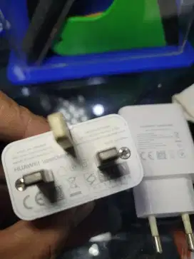 Btok chrger sper charger max 40 watt cbutan huawei