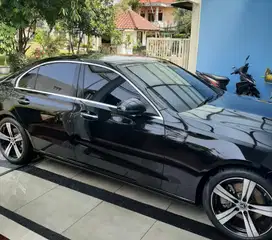 Mercedes-Benz C200 2022 Bensin