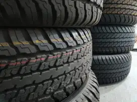 Ban Yokohama & dunlop at25 ukr 265/65R17