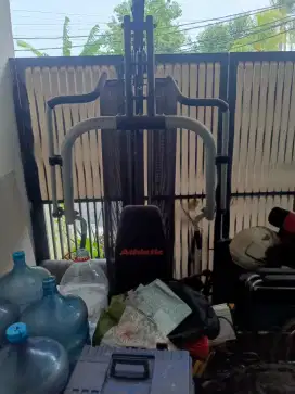 Alat fitnes multifungsi