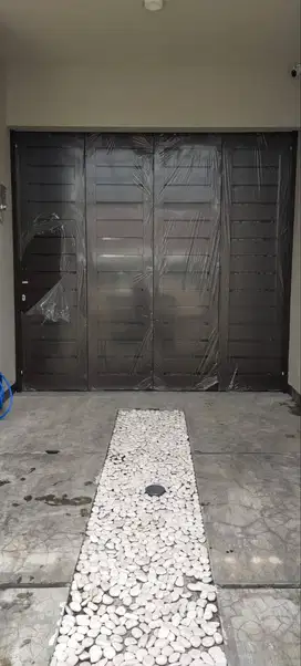 Pintu Garasi Tressdoor Terbaik - Cocok untuk Rumah Anda