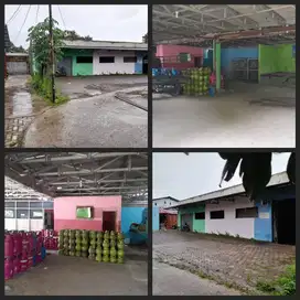 Dijual Gudang berikut usaha pangkalan gas Elpiji di Jati Asih