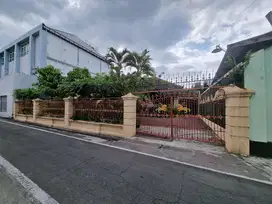 Rumah Luas Tengah Kota Strategis Ketelan Banjarsari Solo