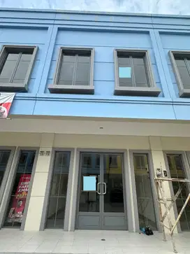 Maggiore Grande 2 Lantai Cocok Untuk Kantor Lokasi Ramai