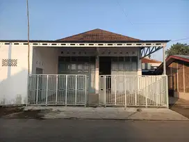 Rumah Timur RSJIH Purwokerto, Kampus UMP Non Perumahan Dua Lantai