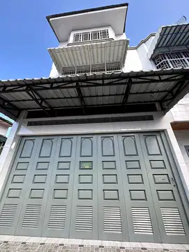 Dijual rumah Cantik Dan Murah Daerah Wahidin Rumah Terlihat Baru