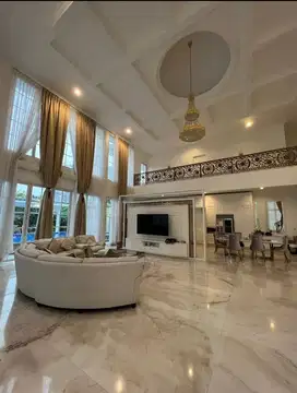 Rumah Hoek 30x28 Super Mewah Brand New di Cempaka Putih