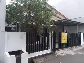 Rumah dekat jalur lrt dn dekat kawasan industri tidak bbjr