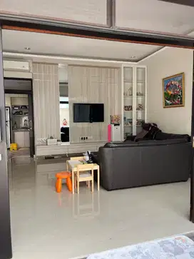 Rumah Keren di Singgasana Mekarwangi

Semi Furnish