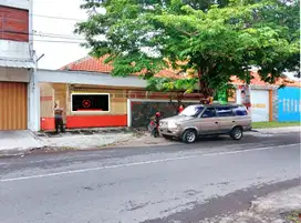 Rumah Second  tanah luas Tengah Kota Serengan Solo