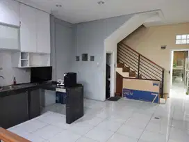Dijual Ruko di pasar Kiara Condong Mainroad