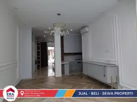 JUAL CEPAT Rumah Mewah Bebas Banjir Full Furnished Di Cluster La Seine