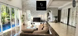 Dijual Rumah Mewah di Citra Grand Cibubur