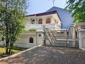 Rumah ancol parang tritis dibawah NJOP