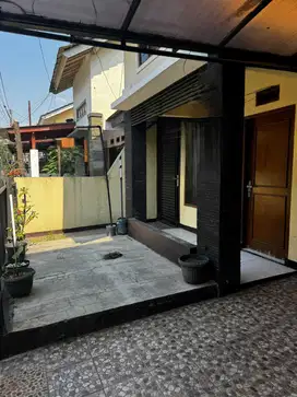 Dijual Rumah di PERUM Depan Univ Telkom Buah BAtu BAndung