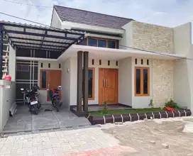 Rumah Cantik Gress Ready Free Canopy Cluster Gedongan