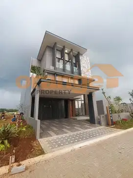 Dijual cepat rumah cantik dgn lift  siap huni 3lt di kotawisata