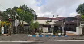 Dijual Cepat Rumah Huni Tanah  Luas dekat RSSA, Polres Malang Kota