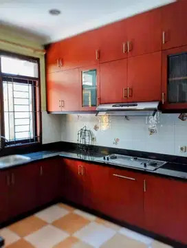 Dijual Rumah Asri di Kota Baru Parahyangan