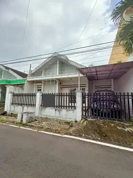 Rumah daerah tidar luas 137 harga 1.4m nego dijual