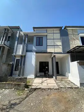 PERUMAHAN LANTAI 2 LOKASI JALAN GALUNGGUNG CARGO
