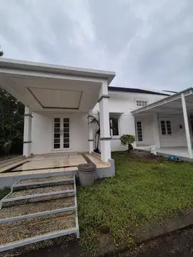 JUAL CEPAT RUMAH DI KOTA WISATA CIBUBUR( full renov) 