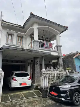 Rumah tingkat perum Griya Satria Sumampir dekat UNSOED Purwokerto