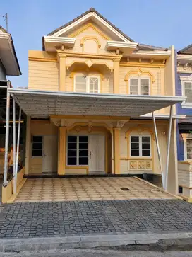 Dijual Rumah baru 2 lantai siap huni harga murah di Kota Wisata