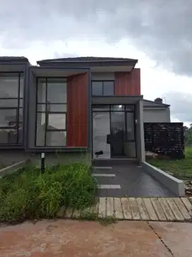 DI JUAL CEPAT & MURAH RUMAH BARU SIAP HUNI DI PERUMAHAN GOLDEN HILLS