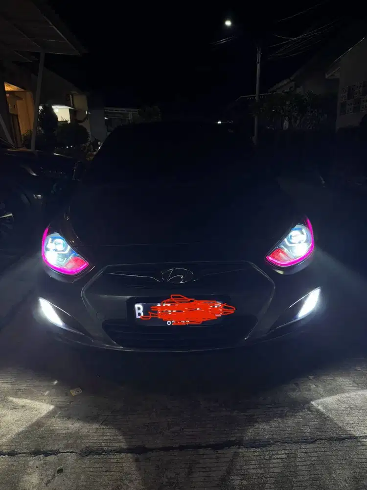 Dijual Santai Hyundai Grand Avega 2012 AT Abu  - Abu Full Modif