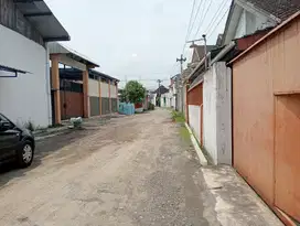 tanah luas disolobaru pinggir jalan raya solo sukoharjo