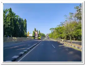 Dekat JCM Mall, Cocok Bangun Rumah Premium