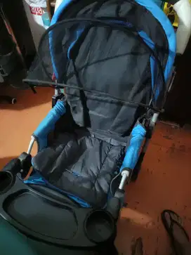 Baby stroller merk Does