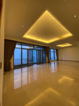 For Rent Ritz Carlton Apartment 4br nice unit & Comfortable
