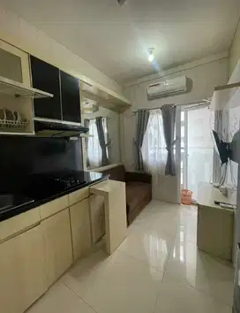 sewa harian unit 2br apartemen green pramuka