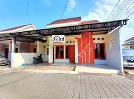 Rumah Bagus Minimalis Dalam Cluster Gentan