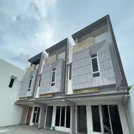 Rumah Siap Huni Daerah Krakatau Komplek Armani residence