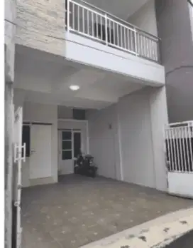Dijual rumah bagus siap huni 2 lantai akses mobil di batu ampar condet