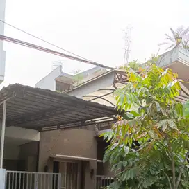 Griya.  jakarta.     perumlingkungan. asri.       kemana2dekat