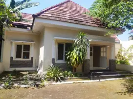 Rumah cantik di perumahan cluster panularan Laweyan solo