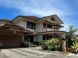 Dijual aset lelang villa komplek graha puspa dekat triniti dekat vib
