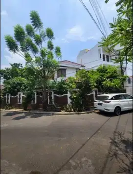 dijual rumah murah komplek Kebayoran lama Jakarta selatan