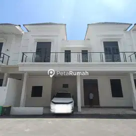 Dijual Rumah Villa Cantik Di Helvetia Komplek Reyhan Haus